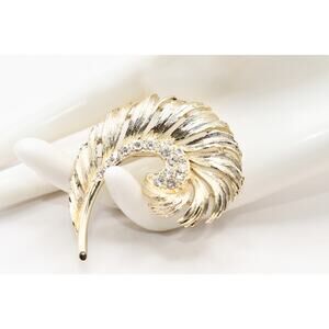 Vintage Mid Century Feather Brooch Clear Rhinestones Gold Tone Signed